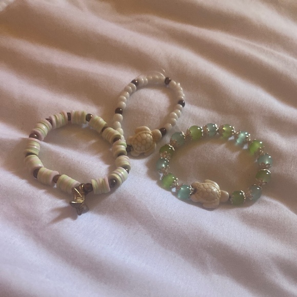 It looks so pretty for kid and women - Picture 1 of 5